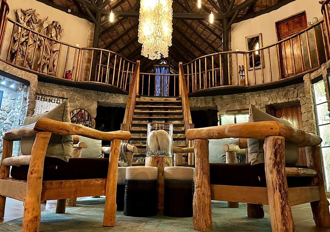 Le Château de feuilles Baie Sainte-Anne Extérieur photo