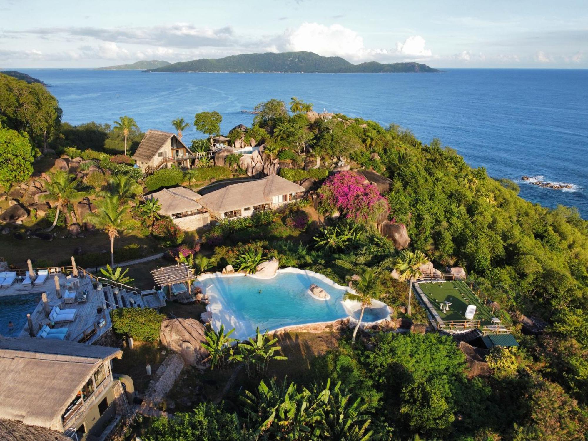 Le Château de feuilles Baie Sainte-Anne Extérieur photo